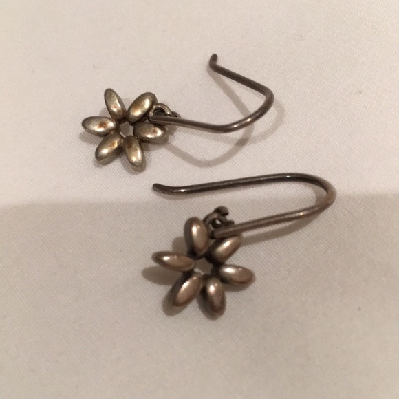 Y2K Flower earrings - Picture 2 of 2